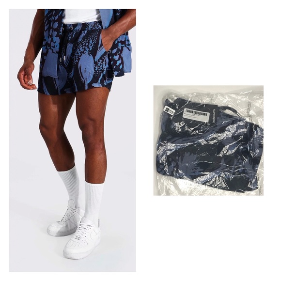 Short length viscose floral shorts - Picture 1 of 6